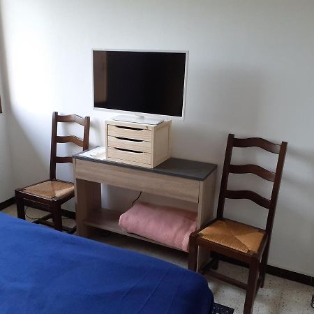 Chambre B2 Dans Un Appartement En Colocation Marseilles Exterior foto